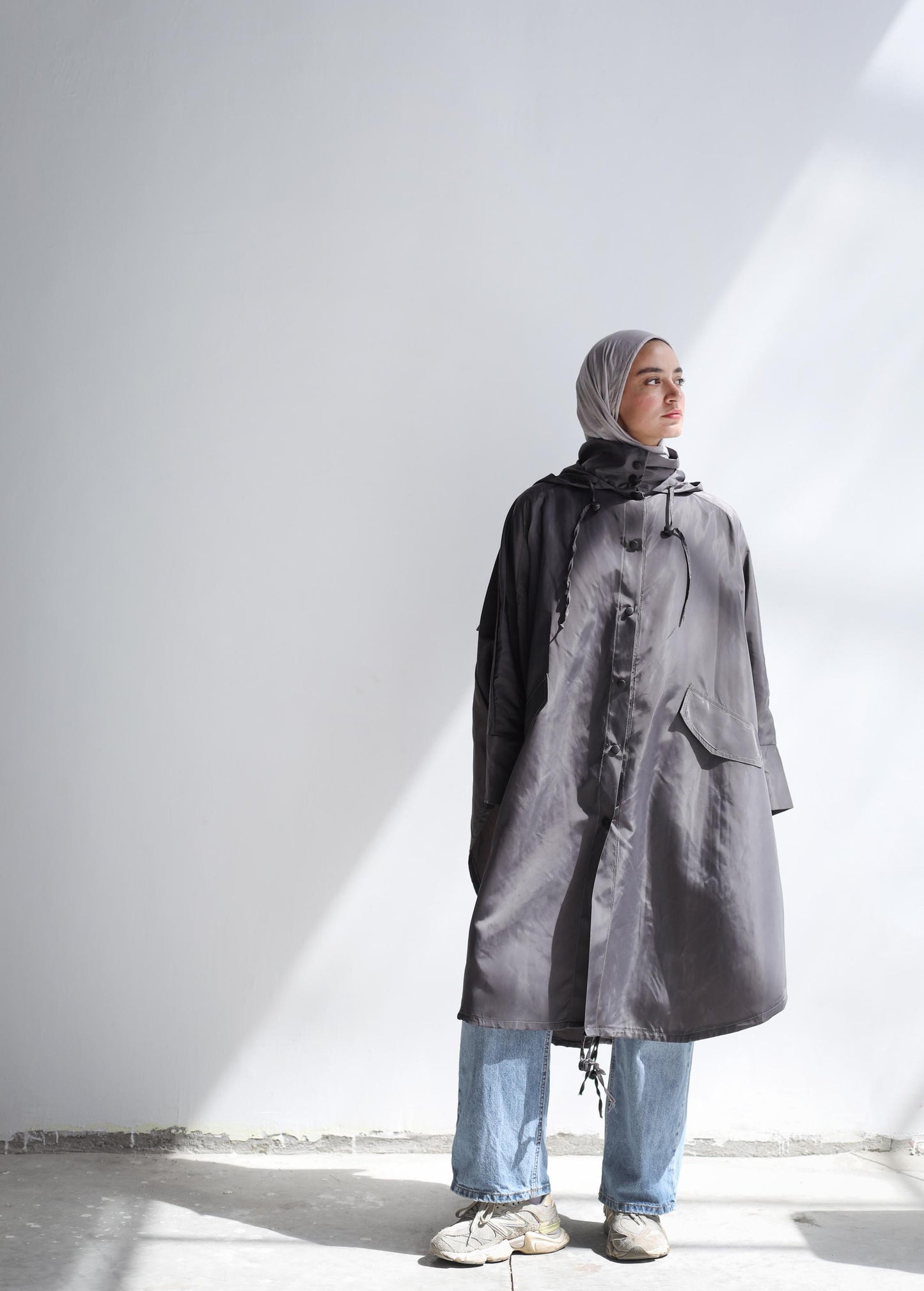 Aero Waterproof Poncho In Gray