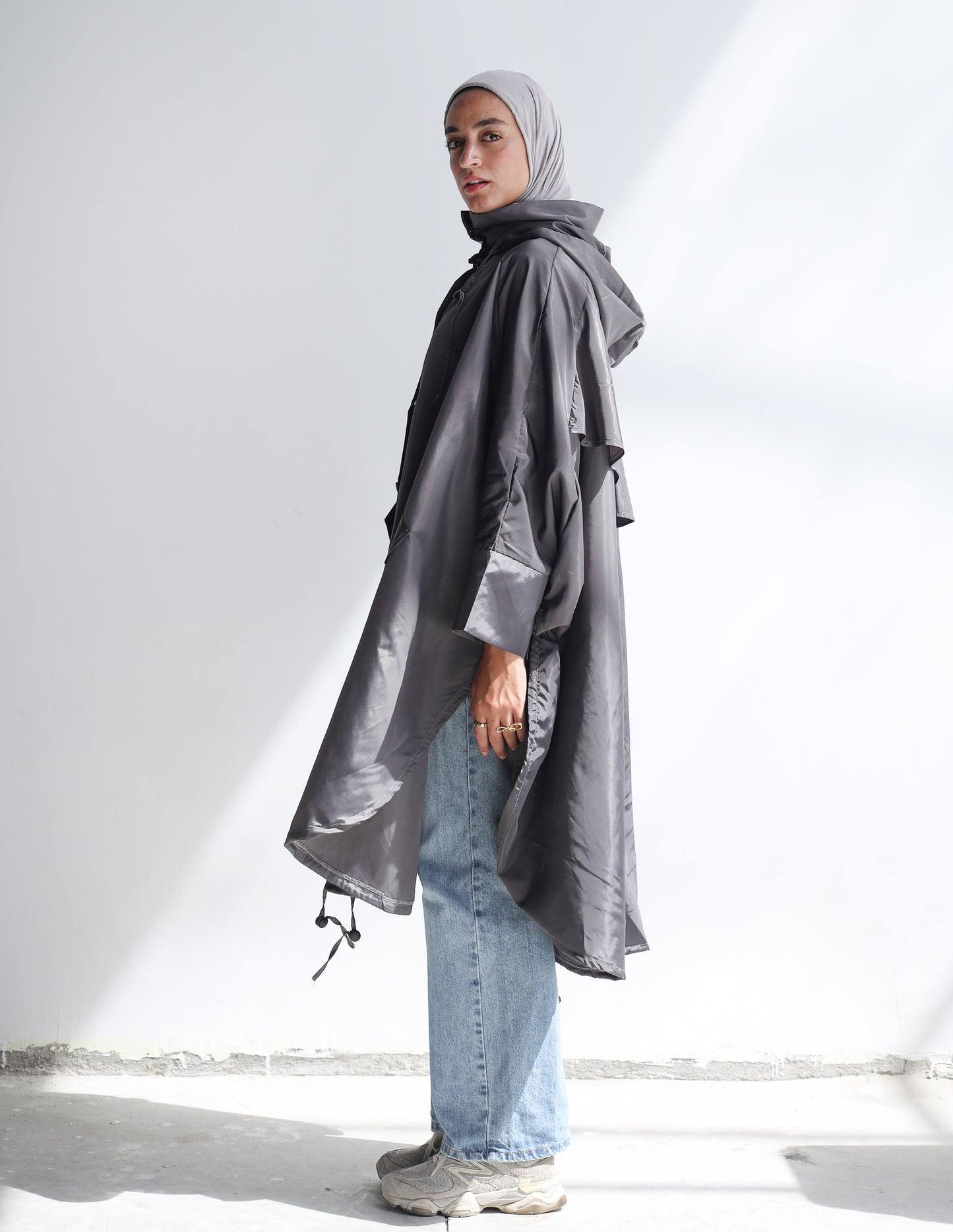 Aero Waterproof Poncho In Gray