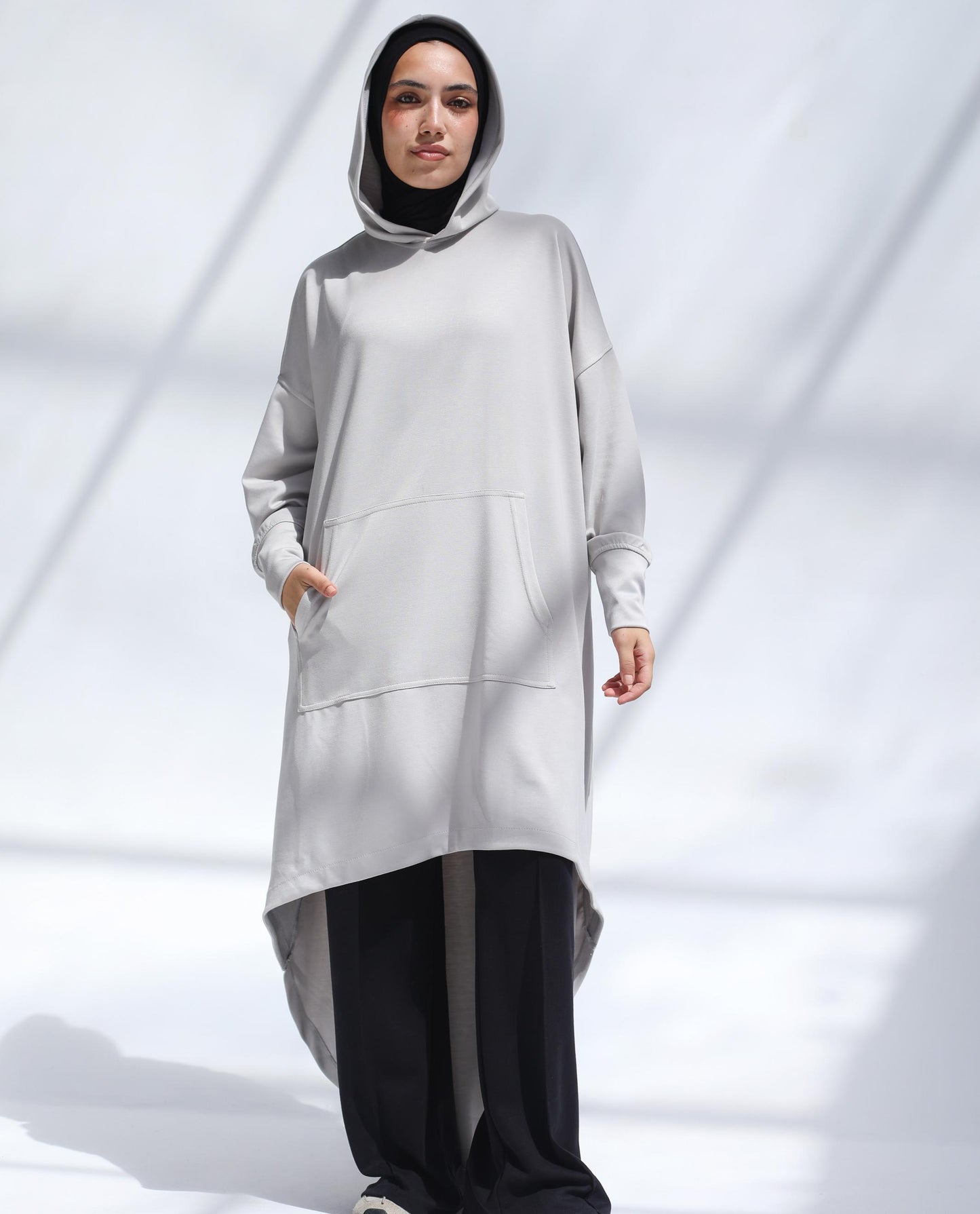 Urban Move Hoodie In Light Greige