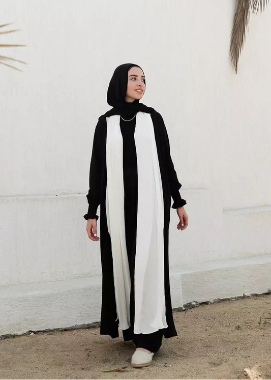 Linen x Chiffon Pleated Collar Kimono in Black