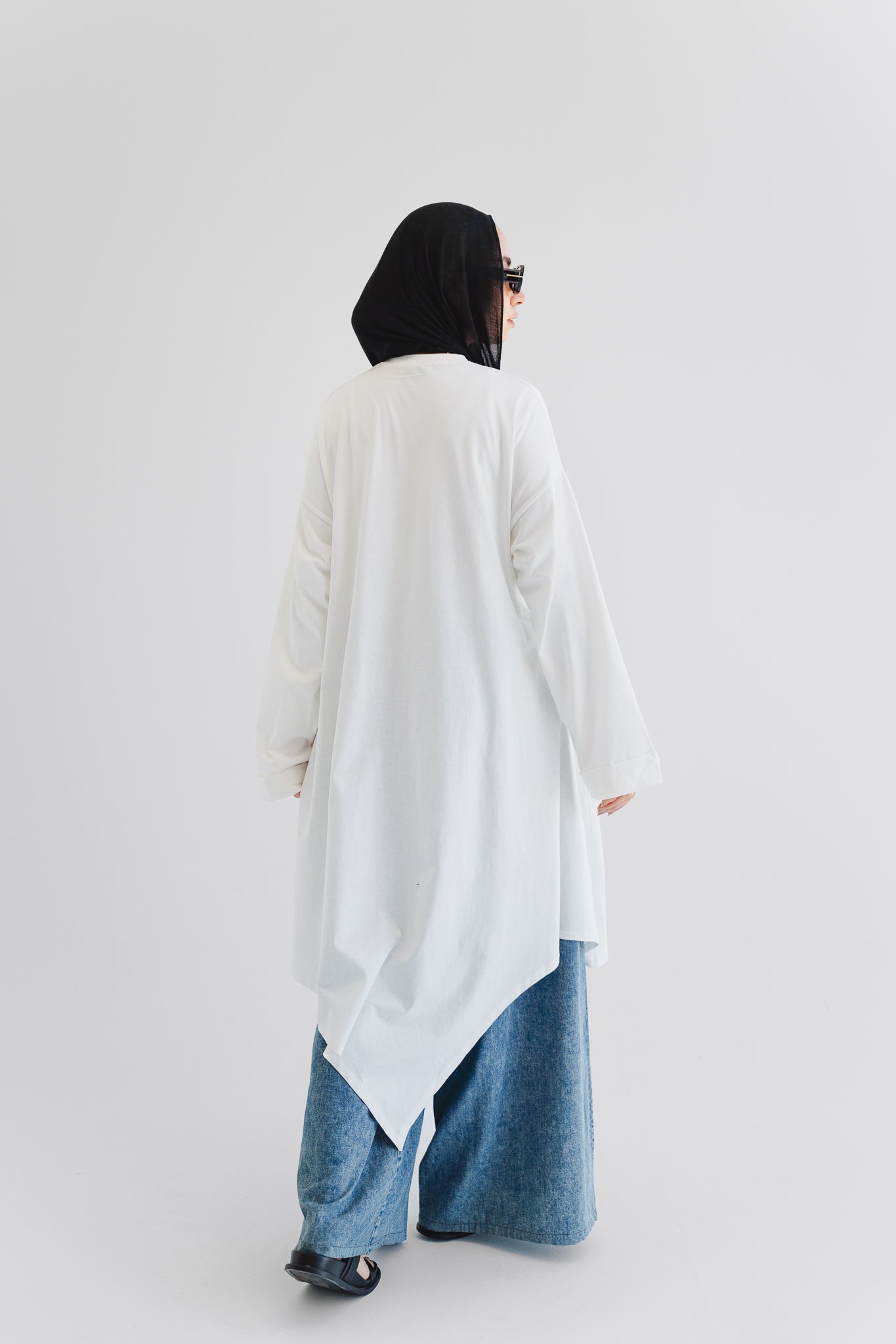 Breeze Drawstring Top In white