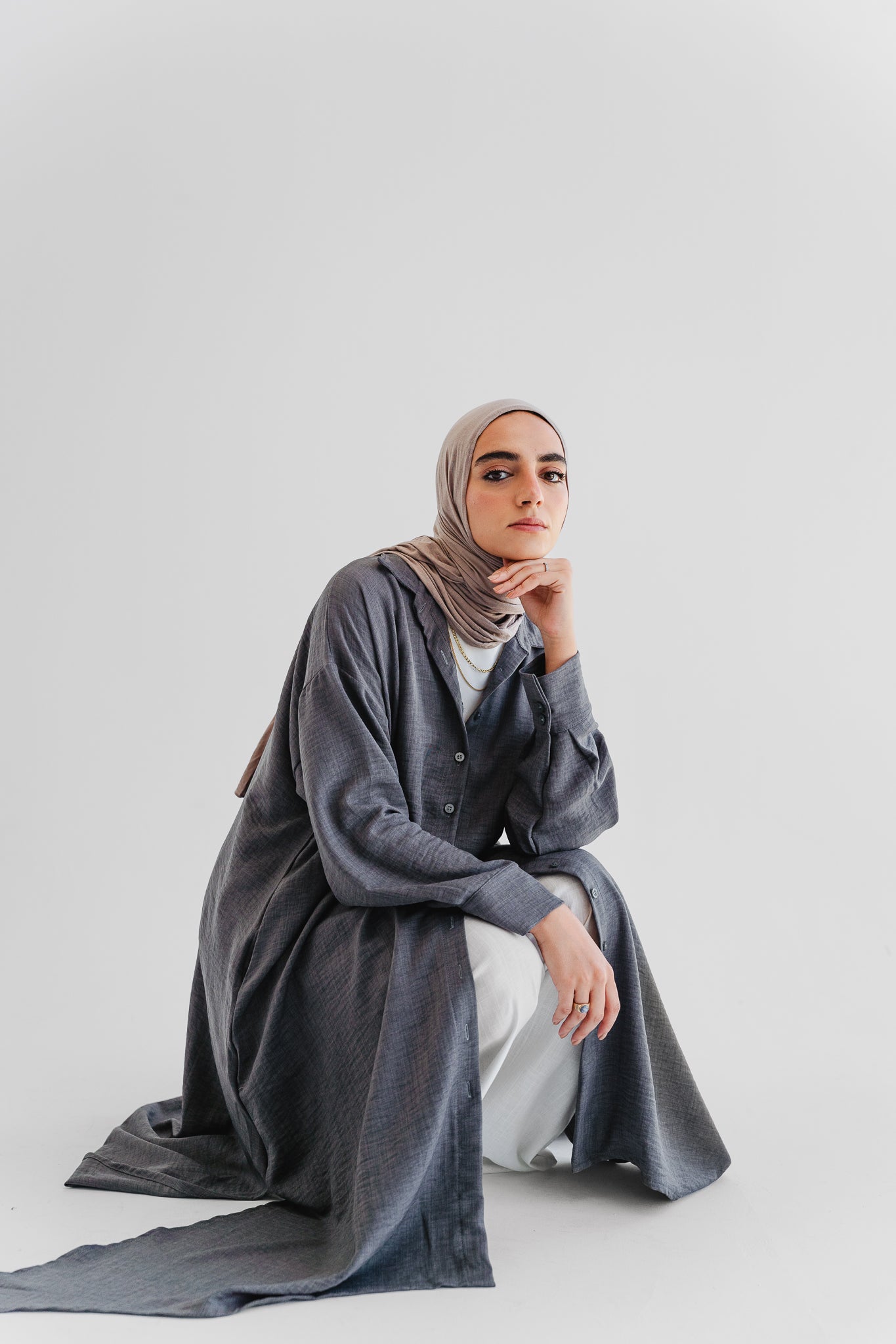 The Ease Top In Charcoal Gray