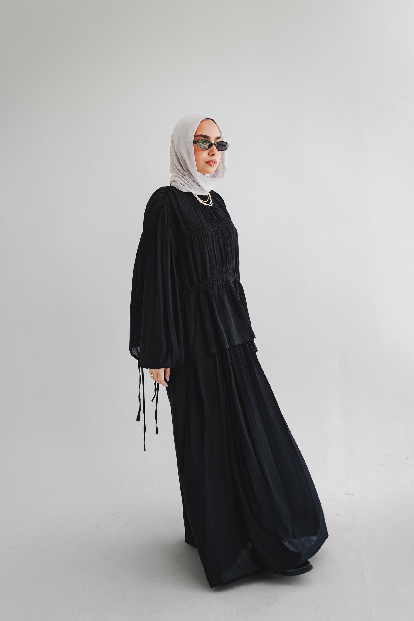 The Drape Flow Set In Black