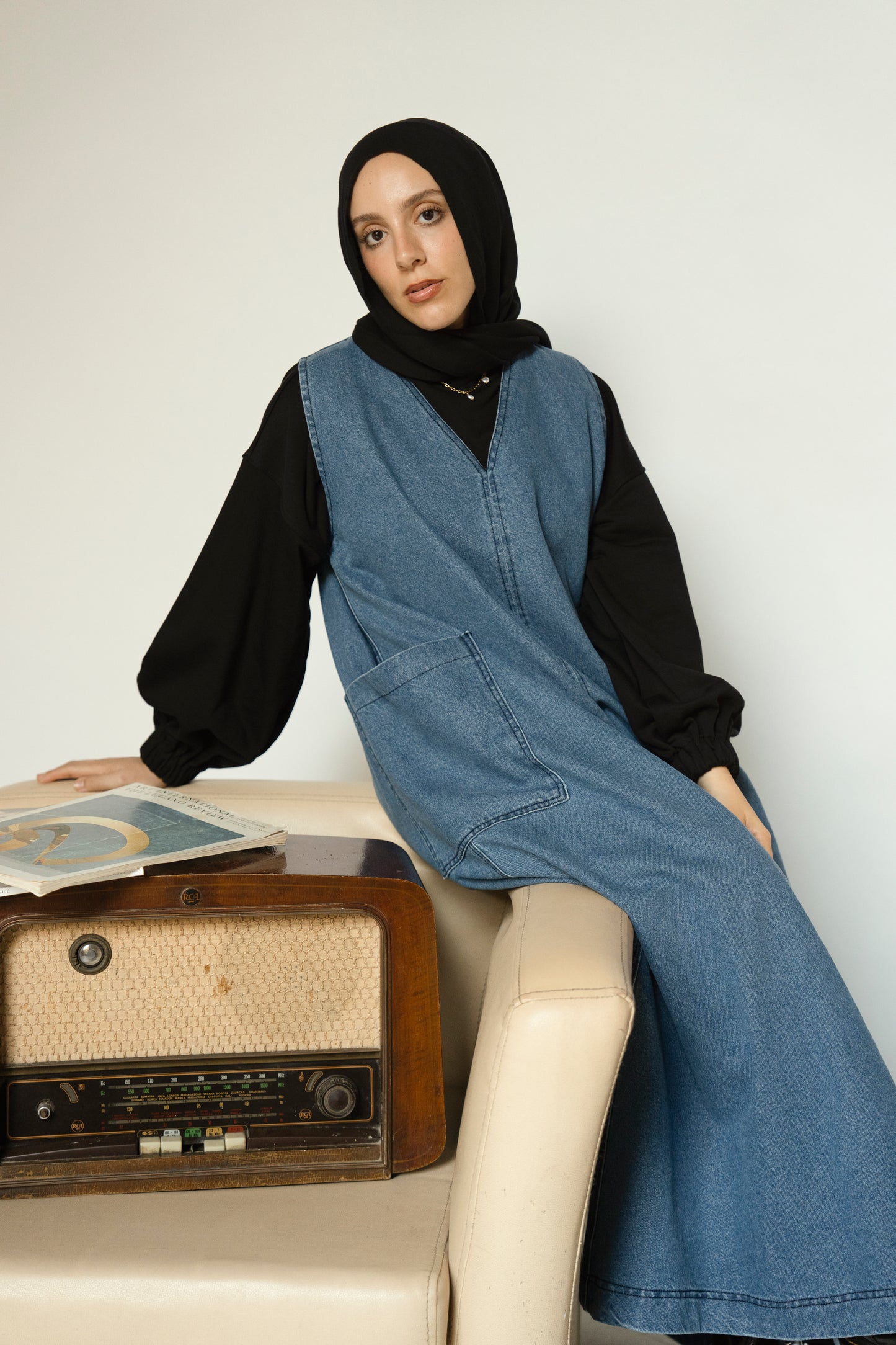 Sleeveless Denim Dress Set (Light Wash)