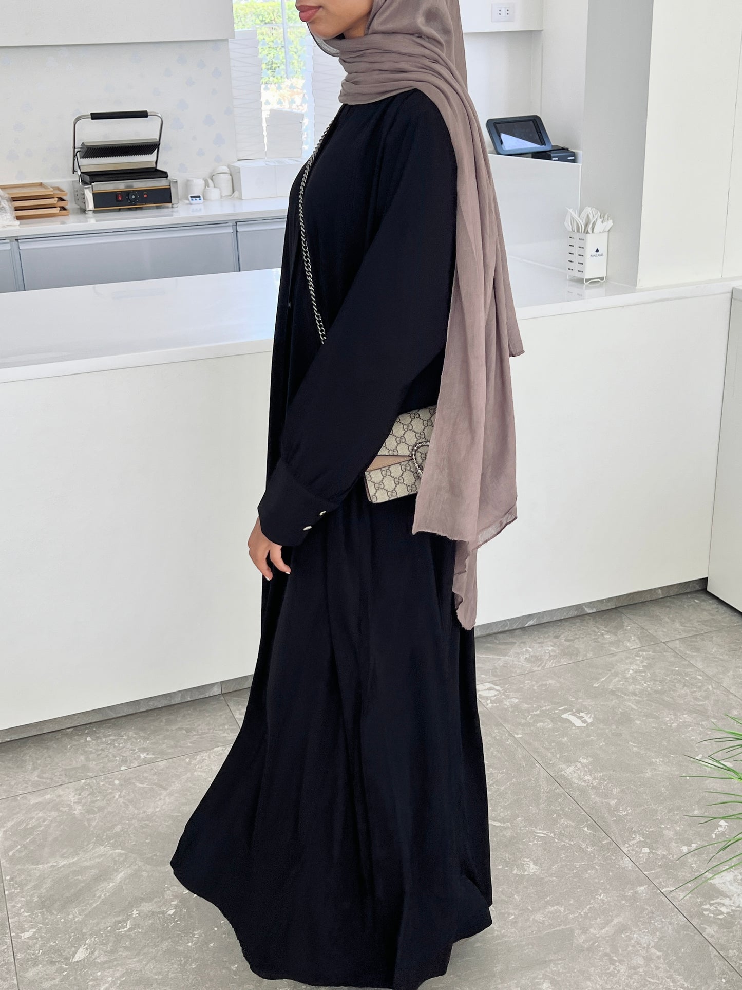 9-5 Elegance Shirt Dress In Black
