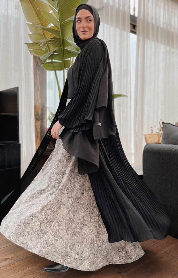 Pleated Kaftan In Black