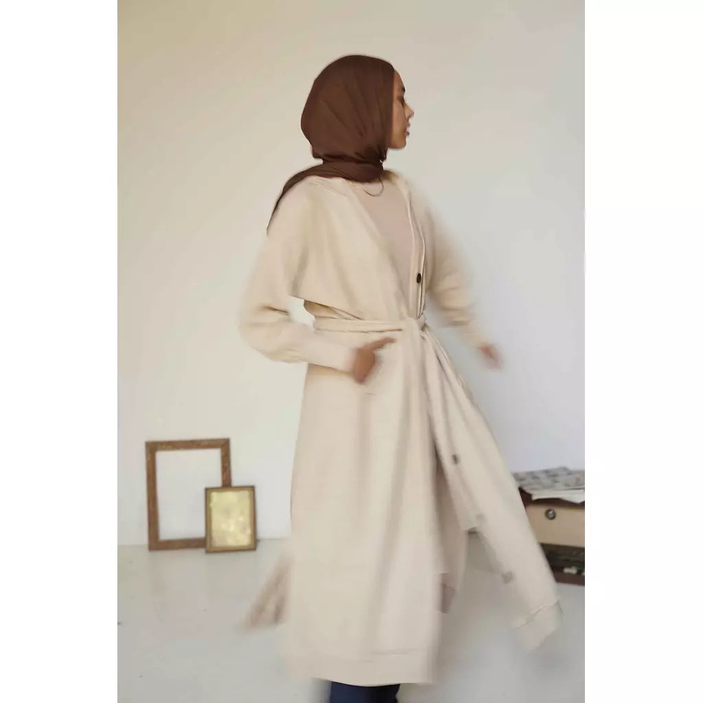 Snuggle Cardigan in Cream
