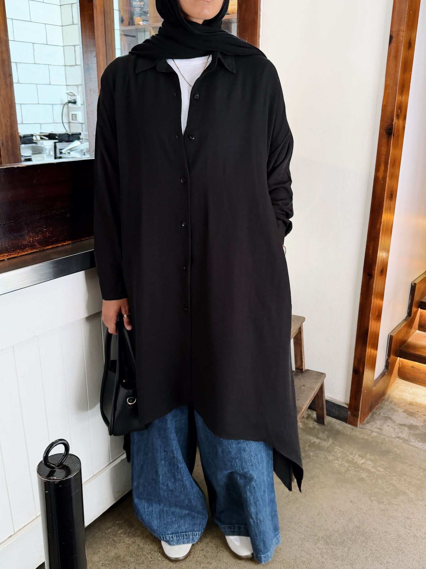 The Ease Top In Black
