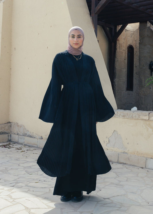 Pleated Kaftan In Black