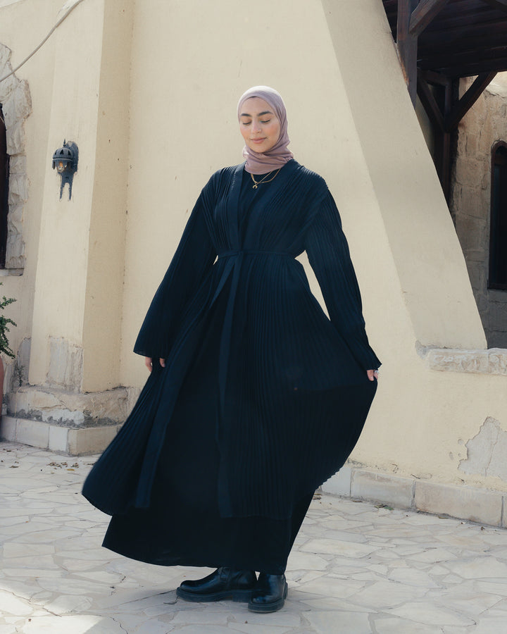 Pleated Kaftan In Black