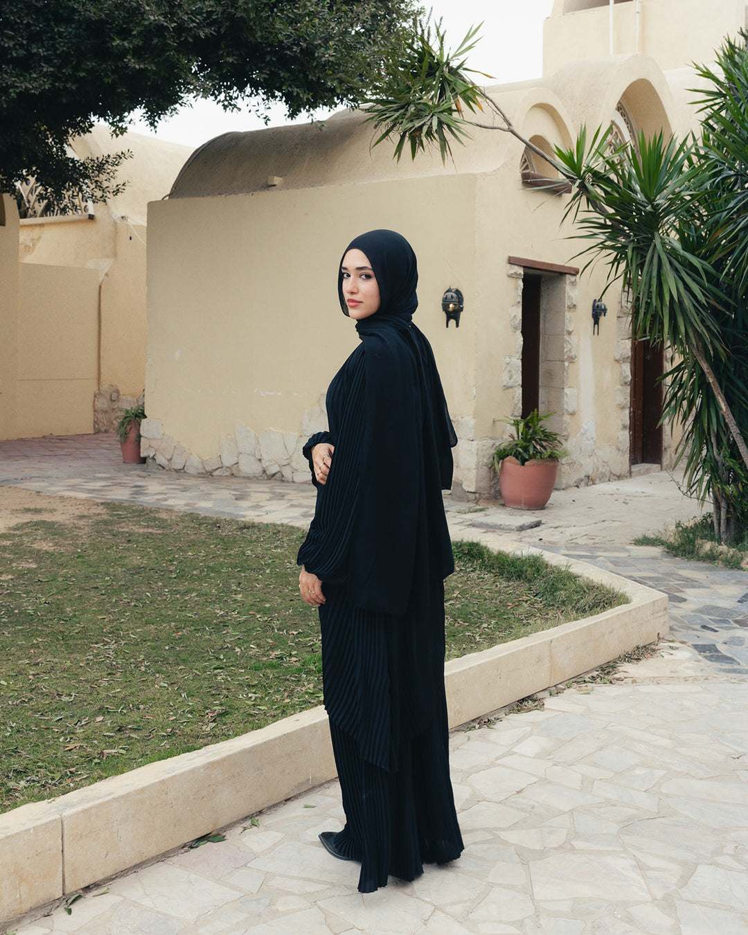 The Pleat Fall Set In Black