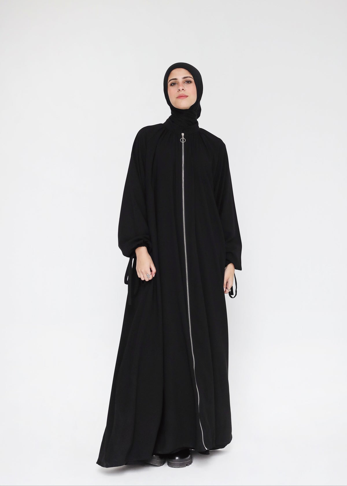 Full Zipper Gather Abaya
