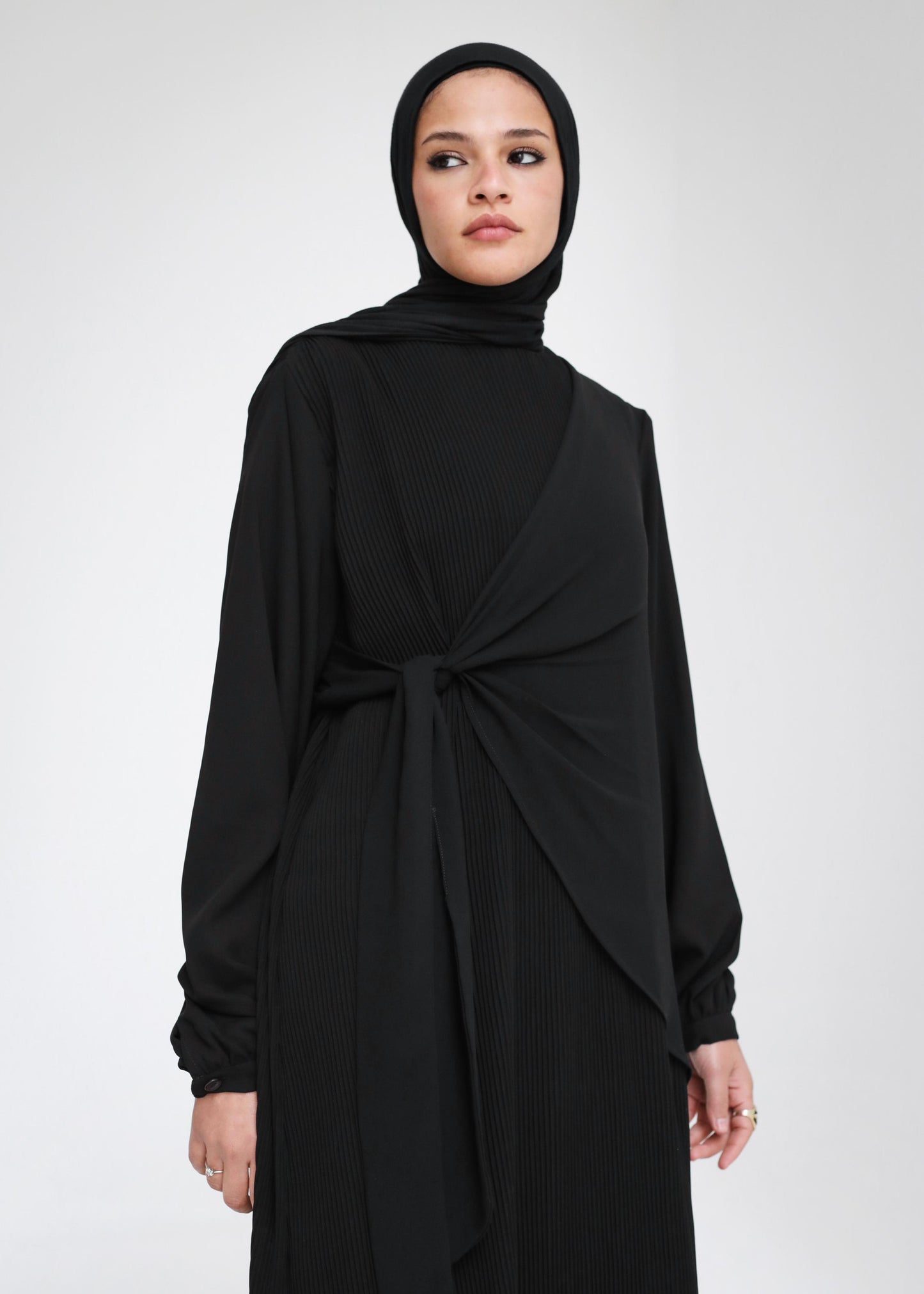 The Knotted Grace Abaya