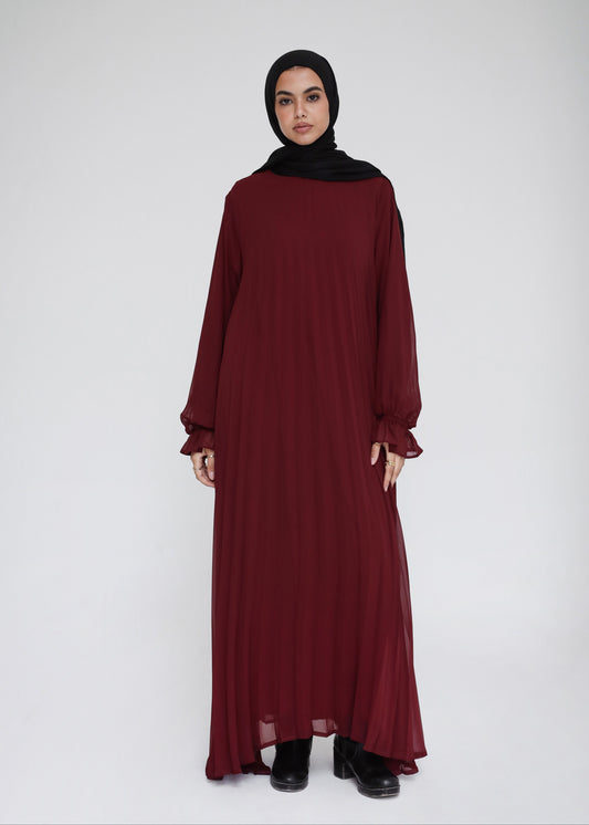Cloach Pleated Dress In Burgundy