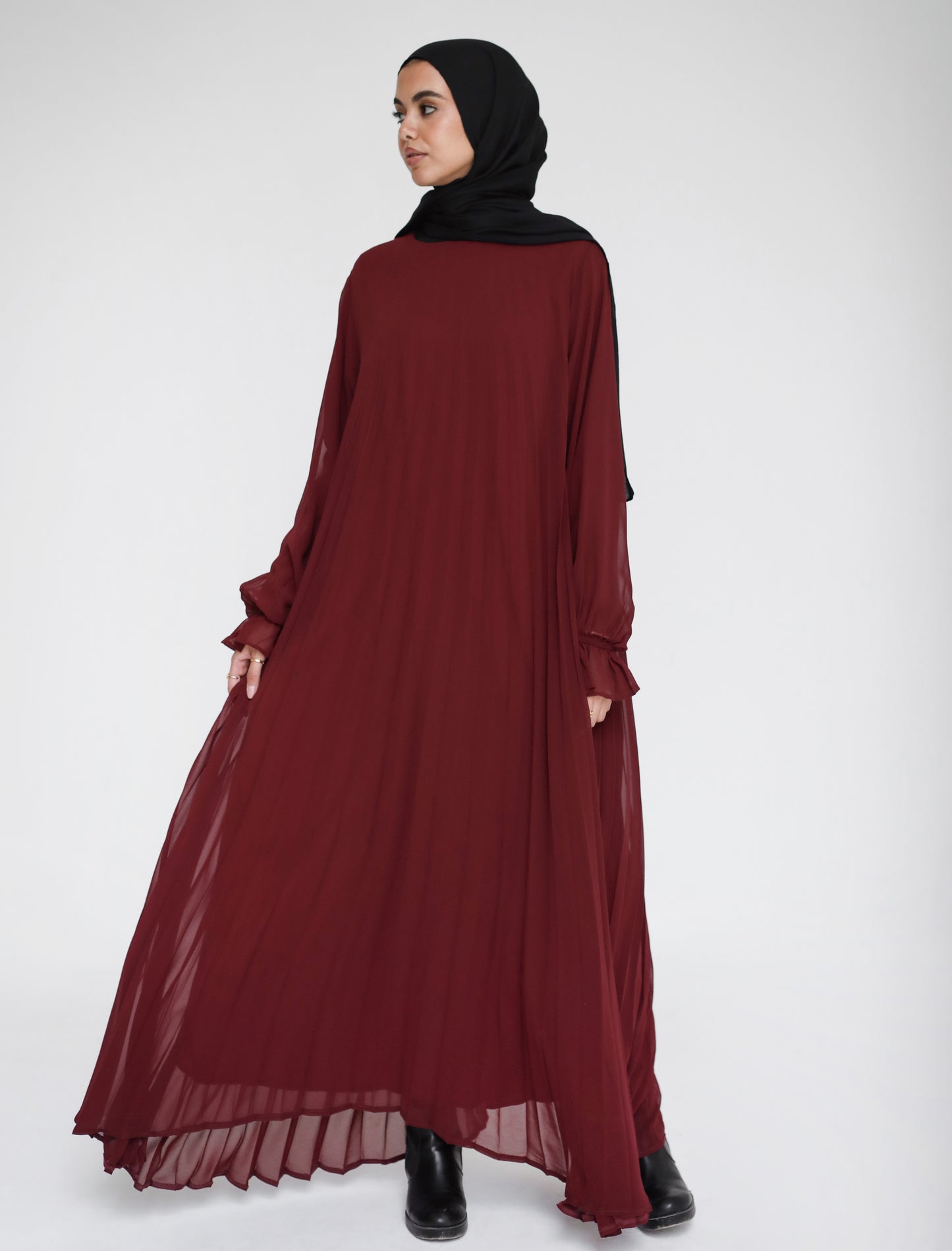 Cloach Pleated Dress In Burgundy