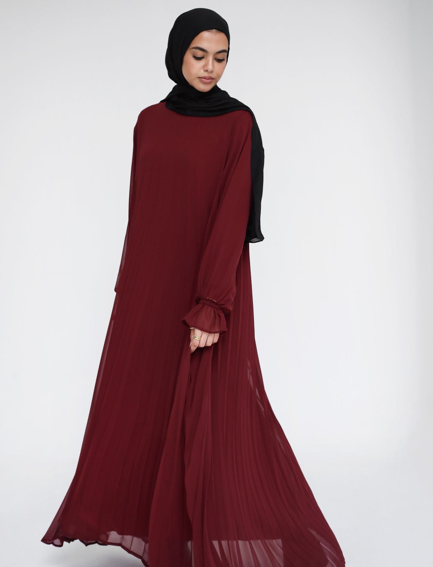 Cloach Pleated Dress In Burgundy
