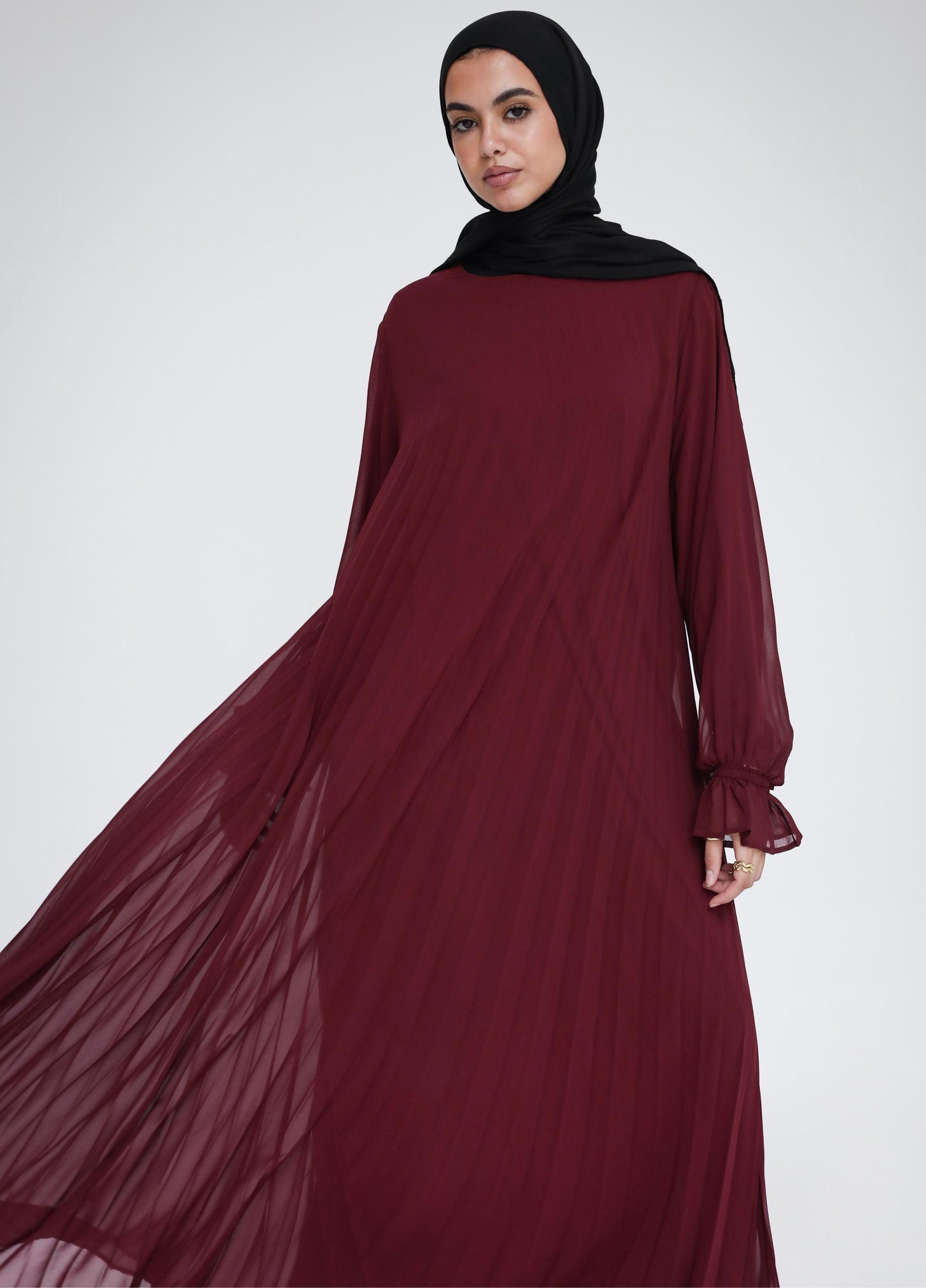 Cloach Pleated Dress In Burgundy