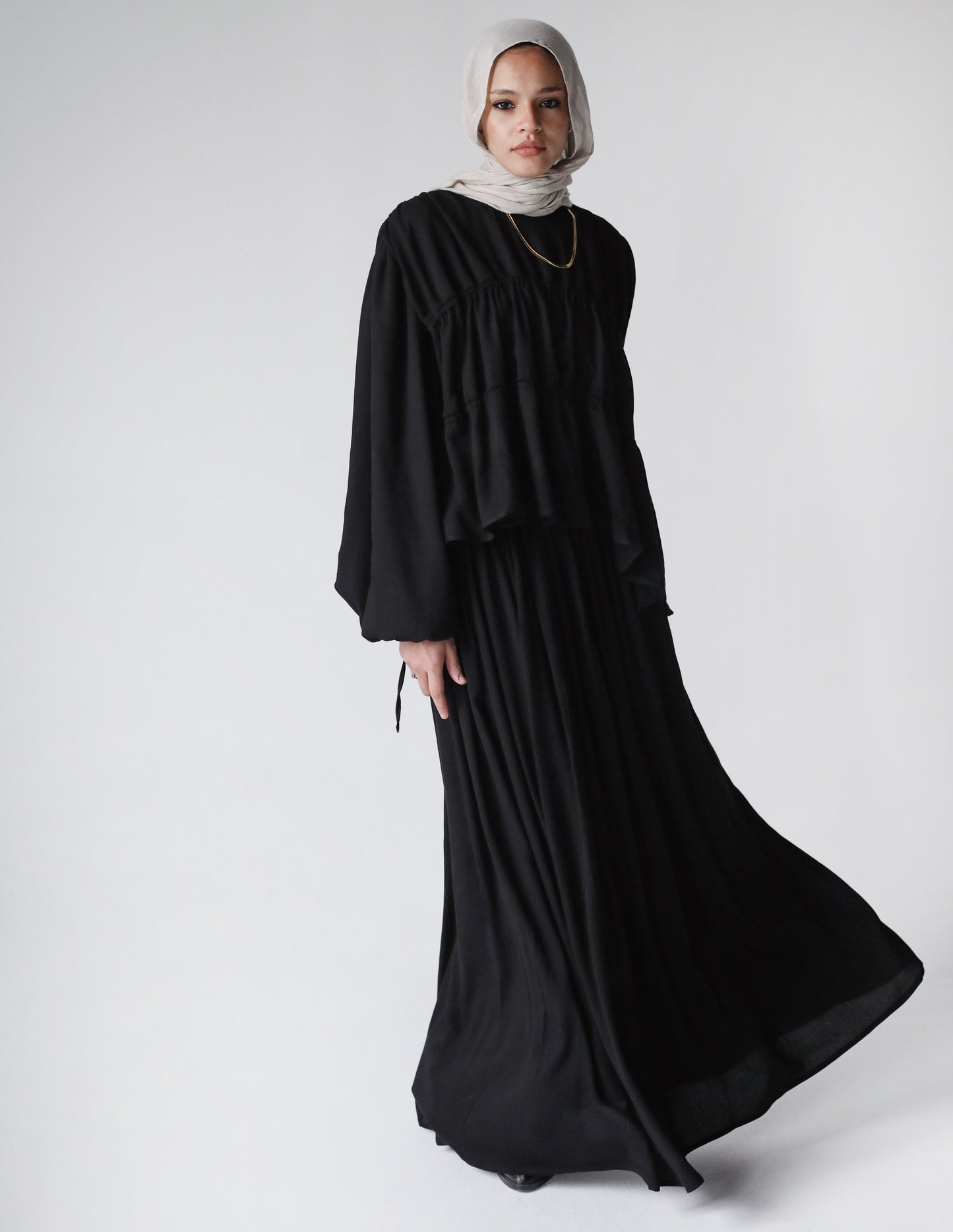 The Drape Flow Set In Black