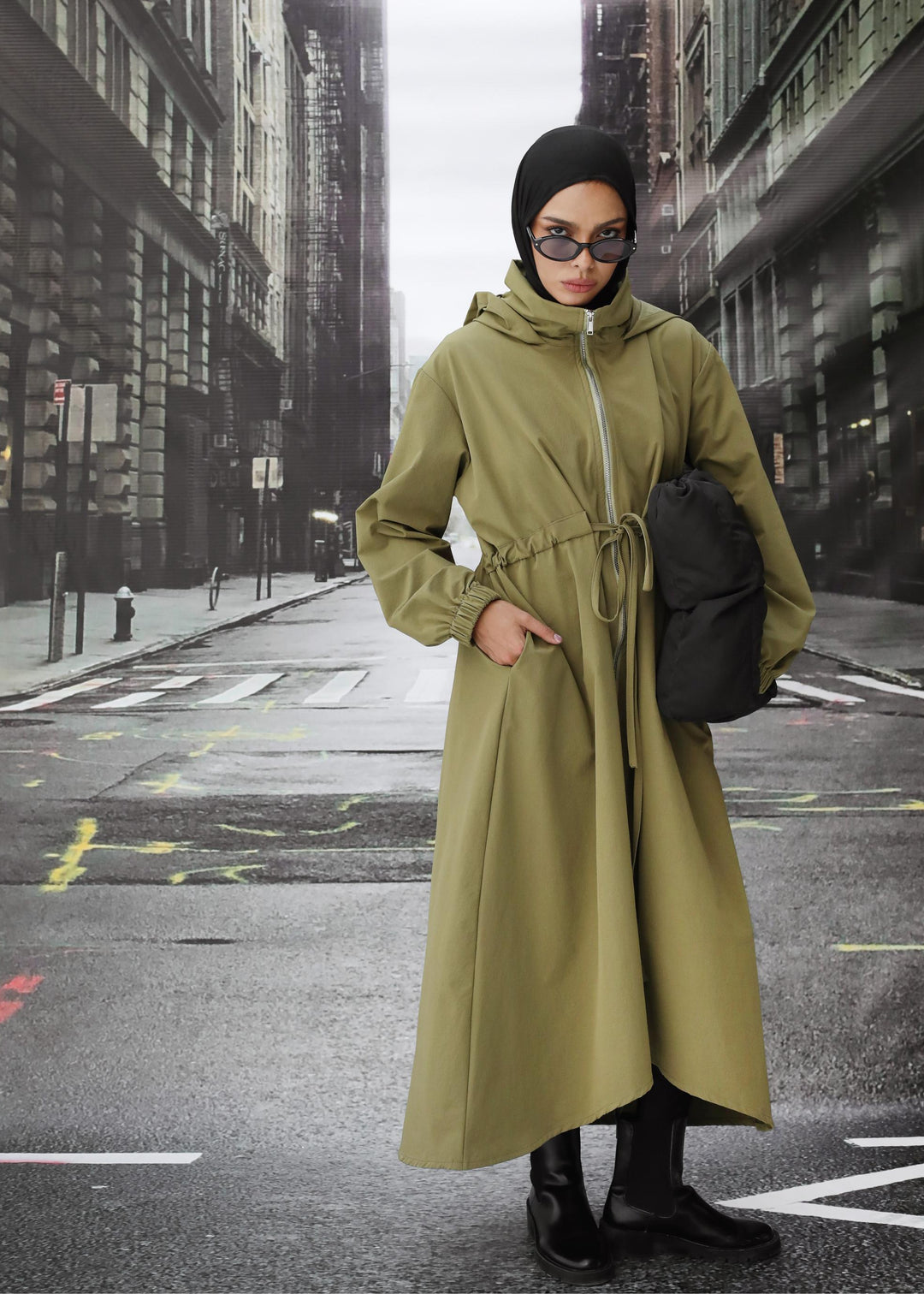 The Urban Active Jacket In khaki