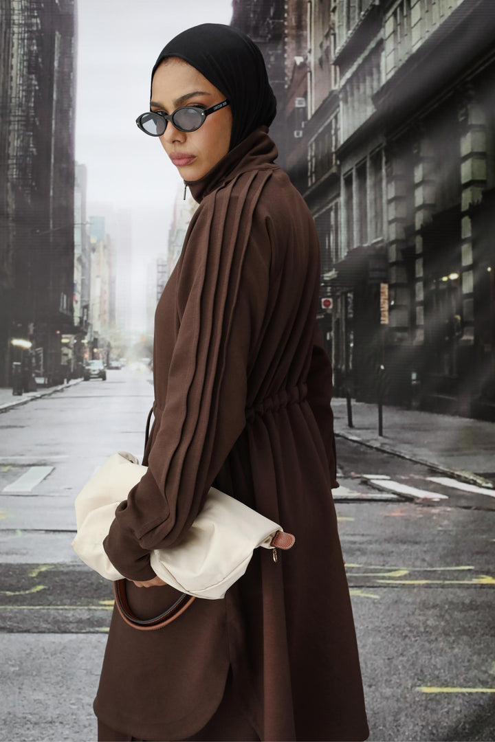 The Sporty Pleats Set In Brown