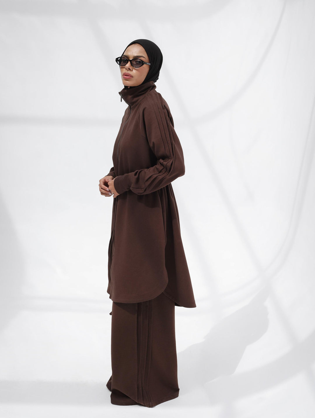 The Sporty Pleats Set In Brown