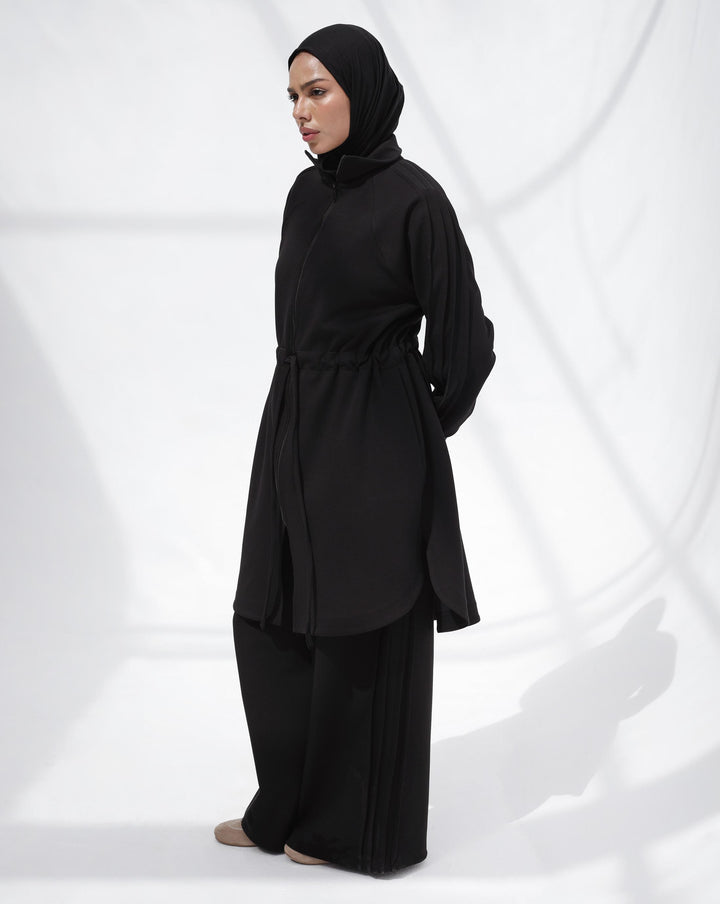 The Sporty Pleats Set In Black