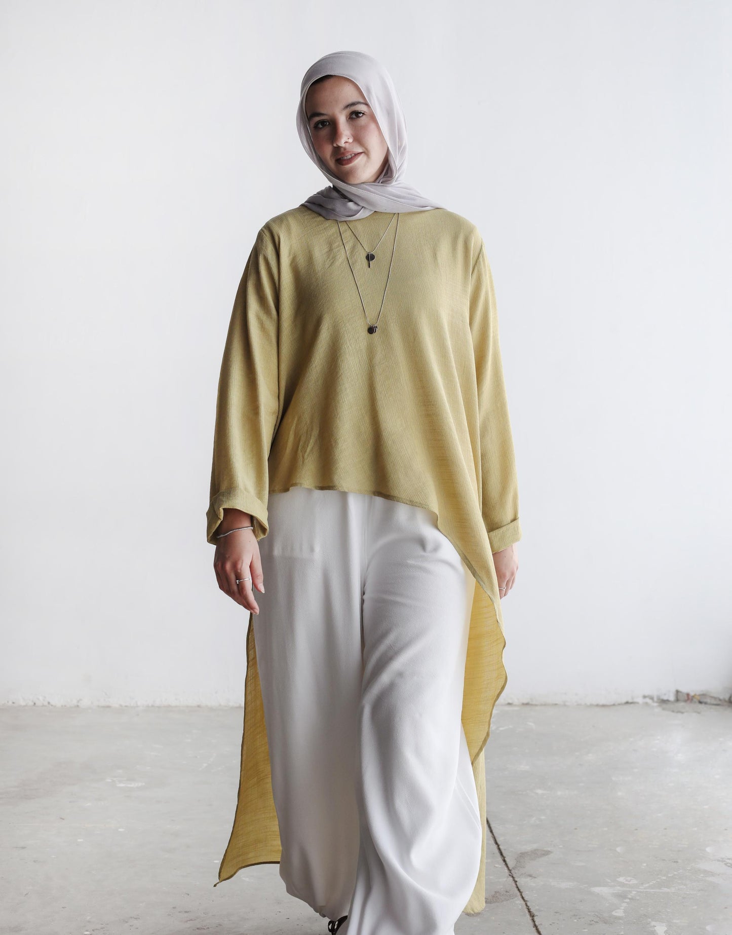 The Wave Top in Acacia Green