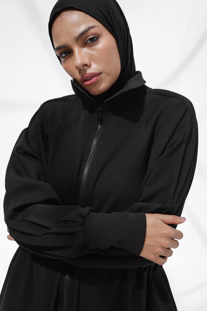 The Sporty Pleats Set In Black