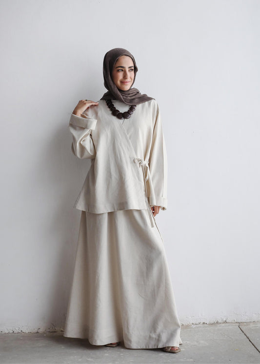 The Easy Wrap Set In Creme