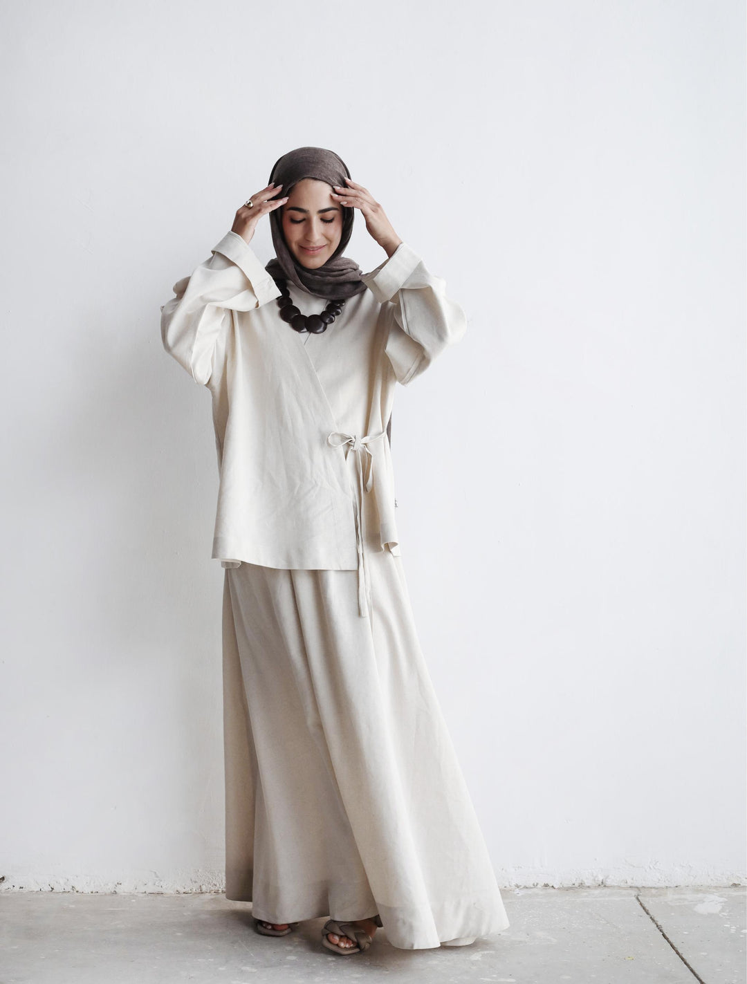 The Easy Wrap Set In cream