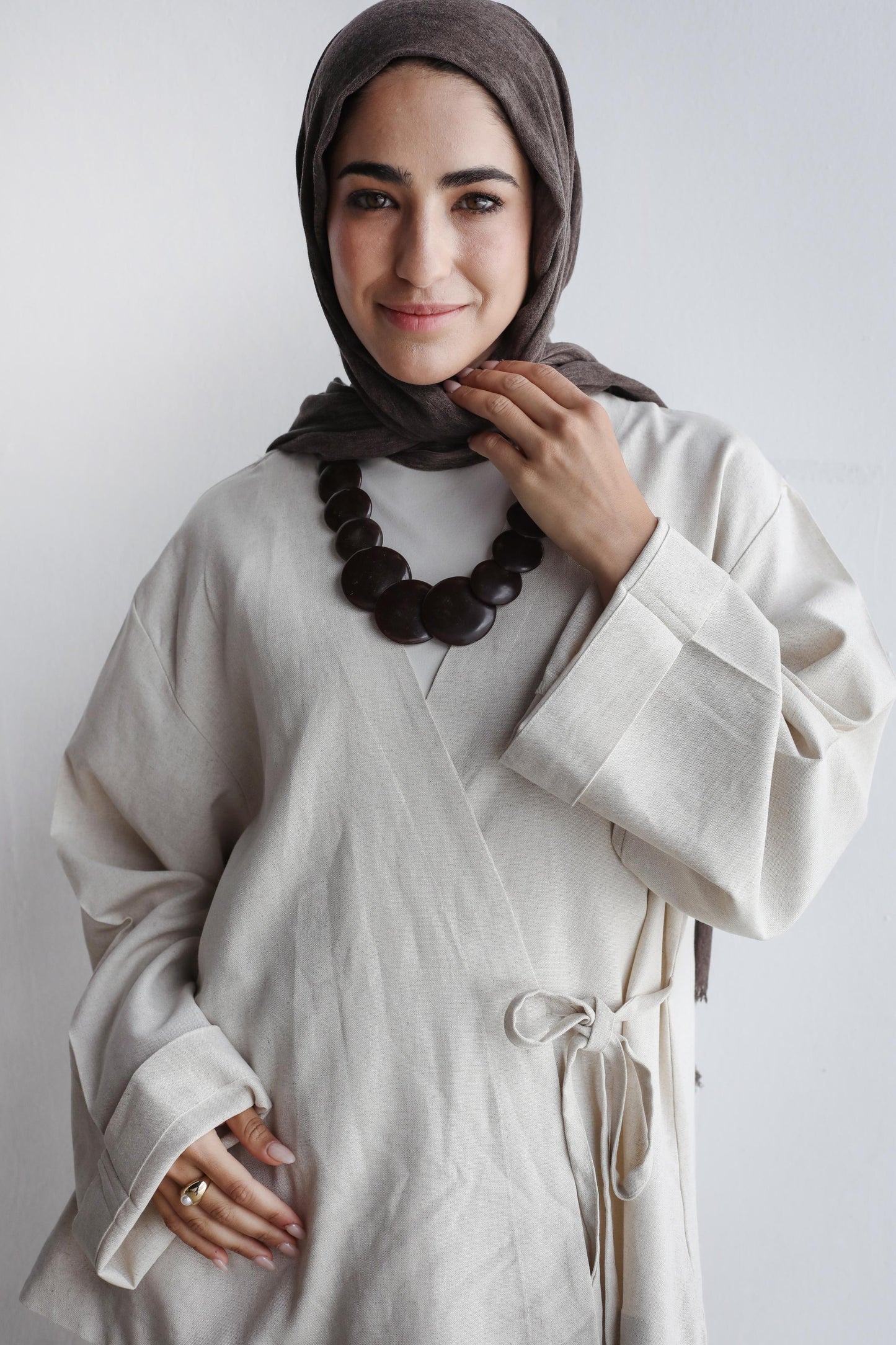 The Easy Wrap Set In cream