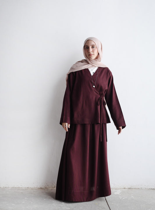The Easy Wrap Set In Burgundy
