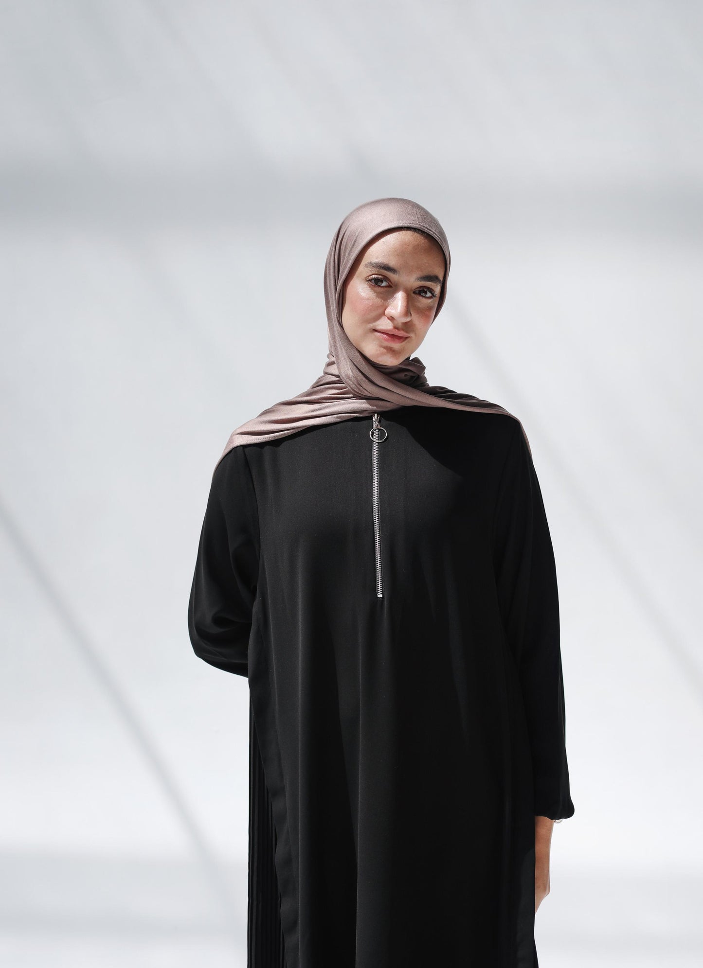 Side Pleated Abaya With Front Zipper