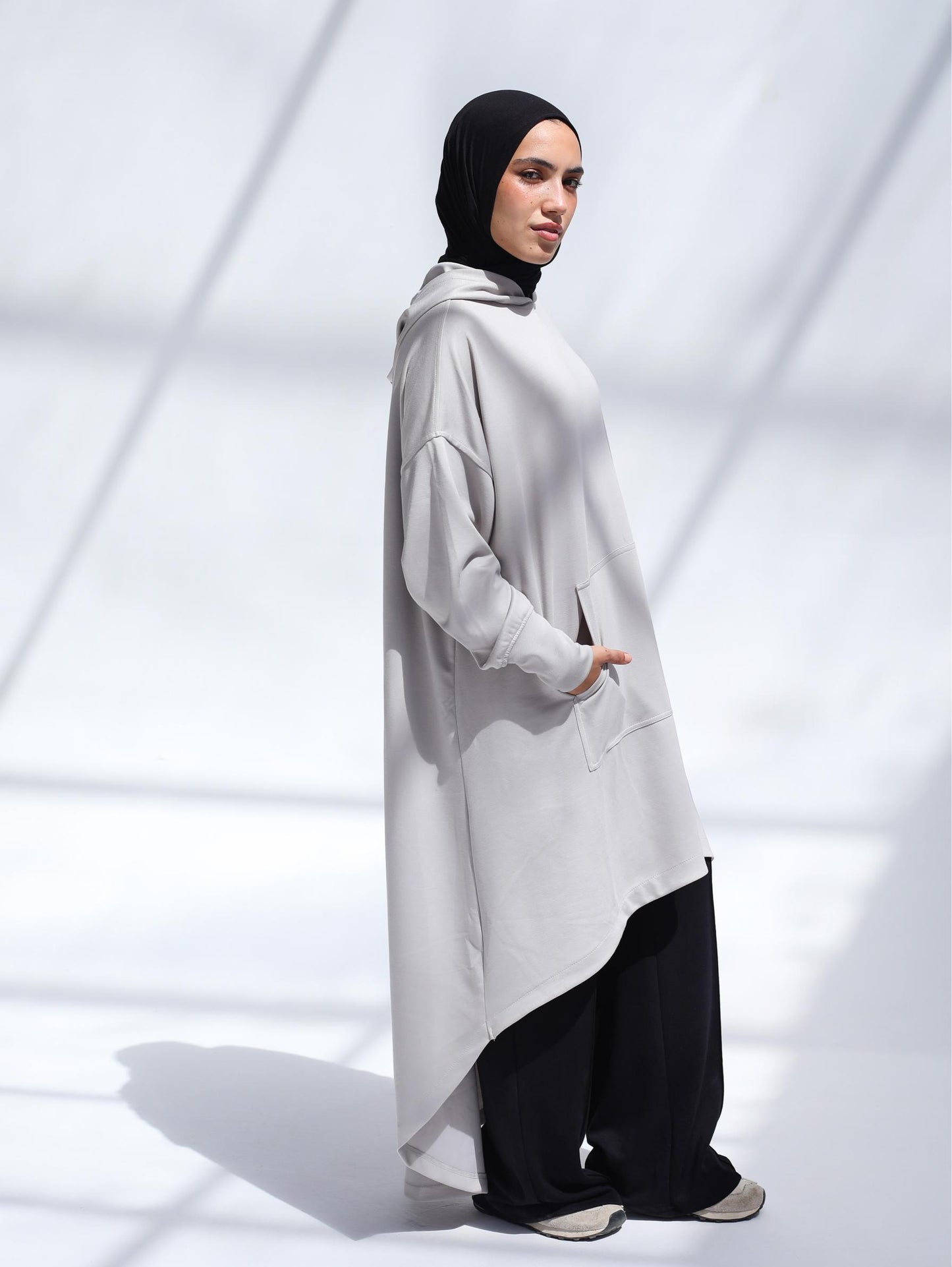 Urban Move Hoodie In Light Greige