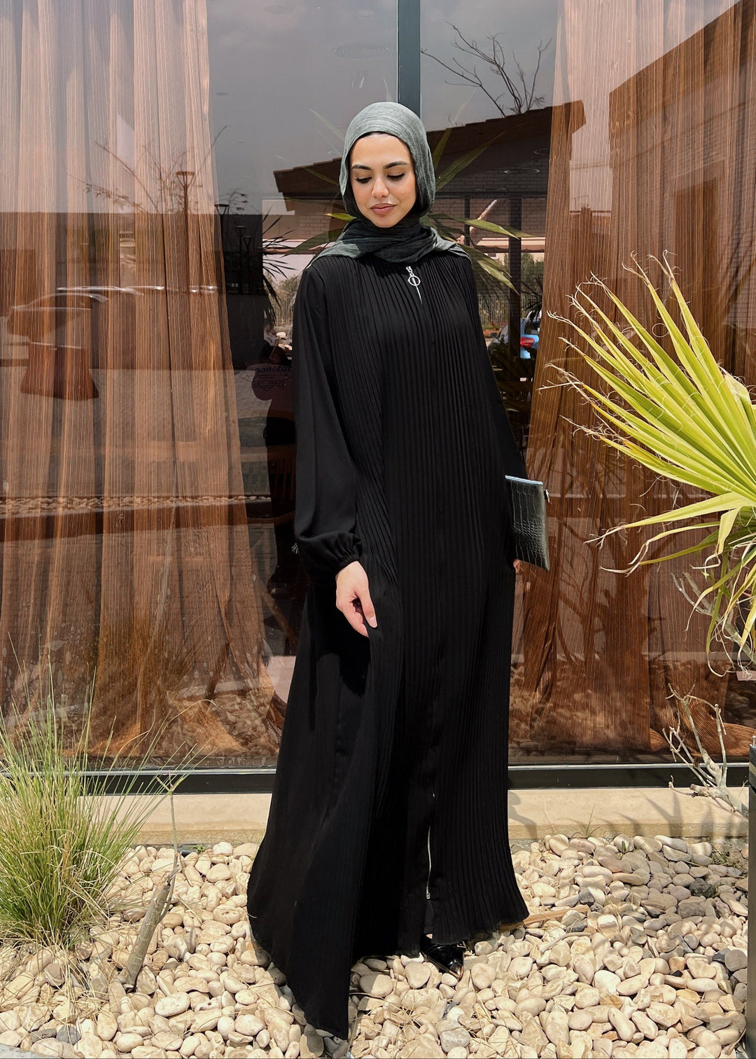 Full Zipper Pleated Abaya