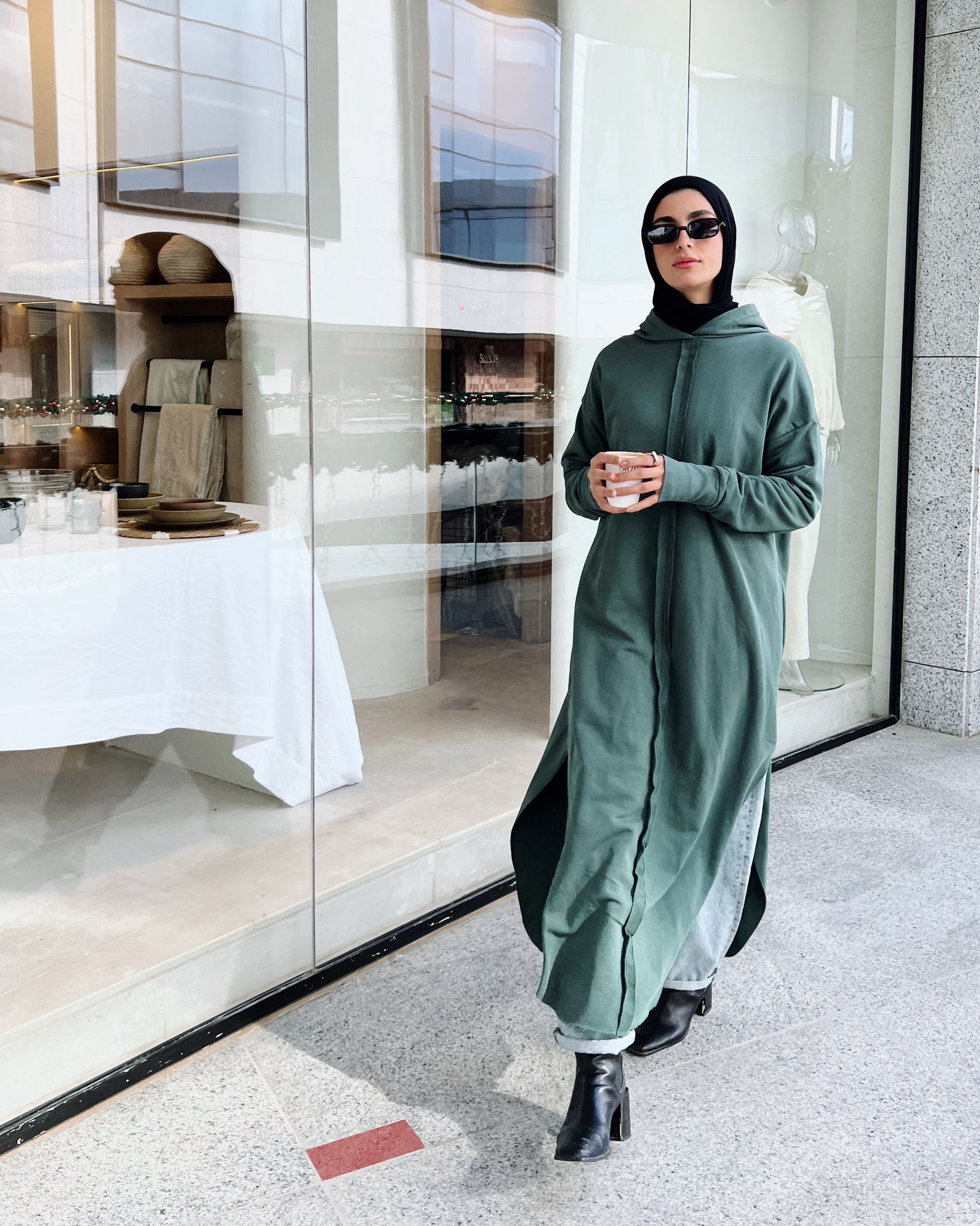 Rounded Hoodie In Green