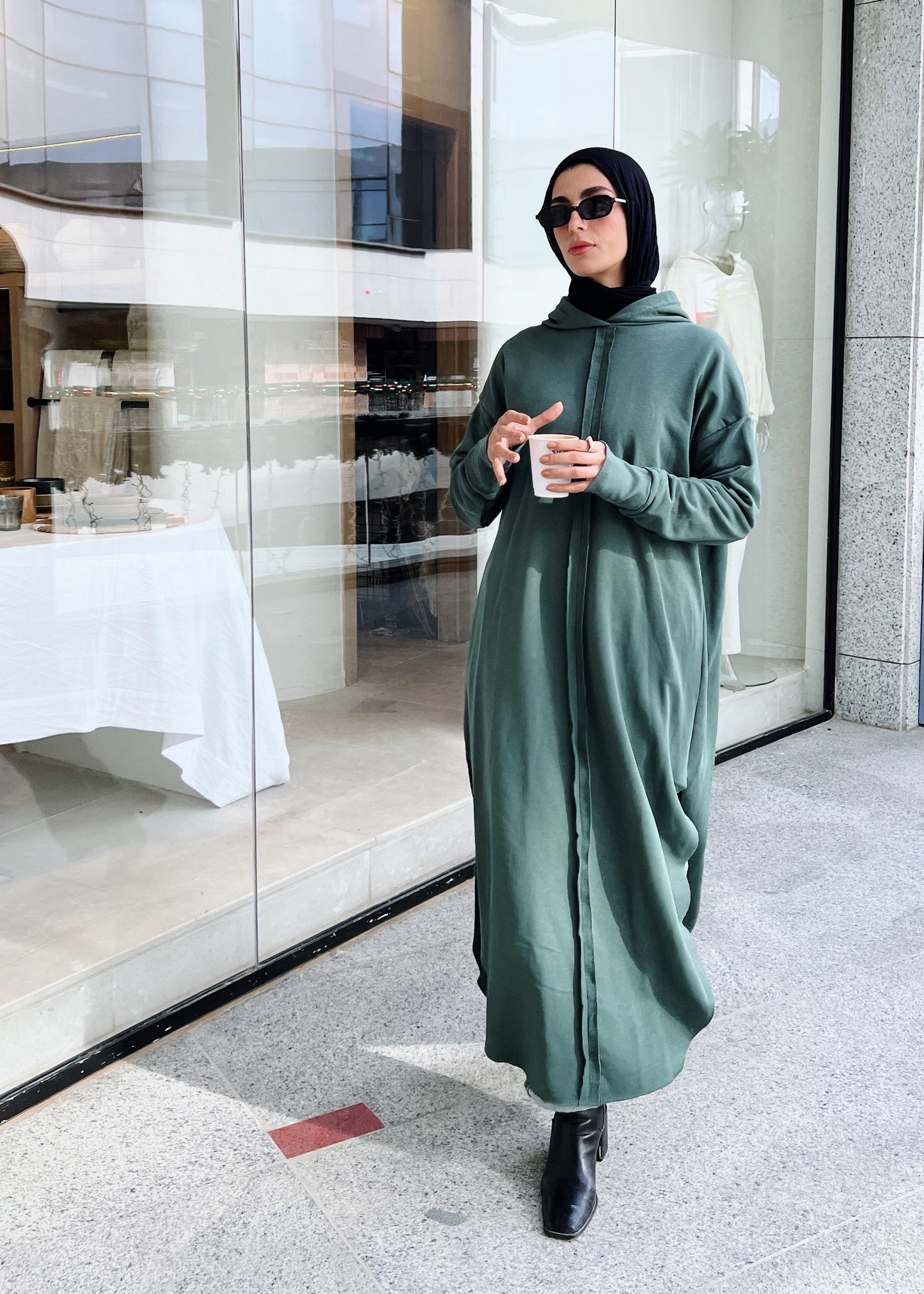 Rounded Hoodie In Green