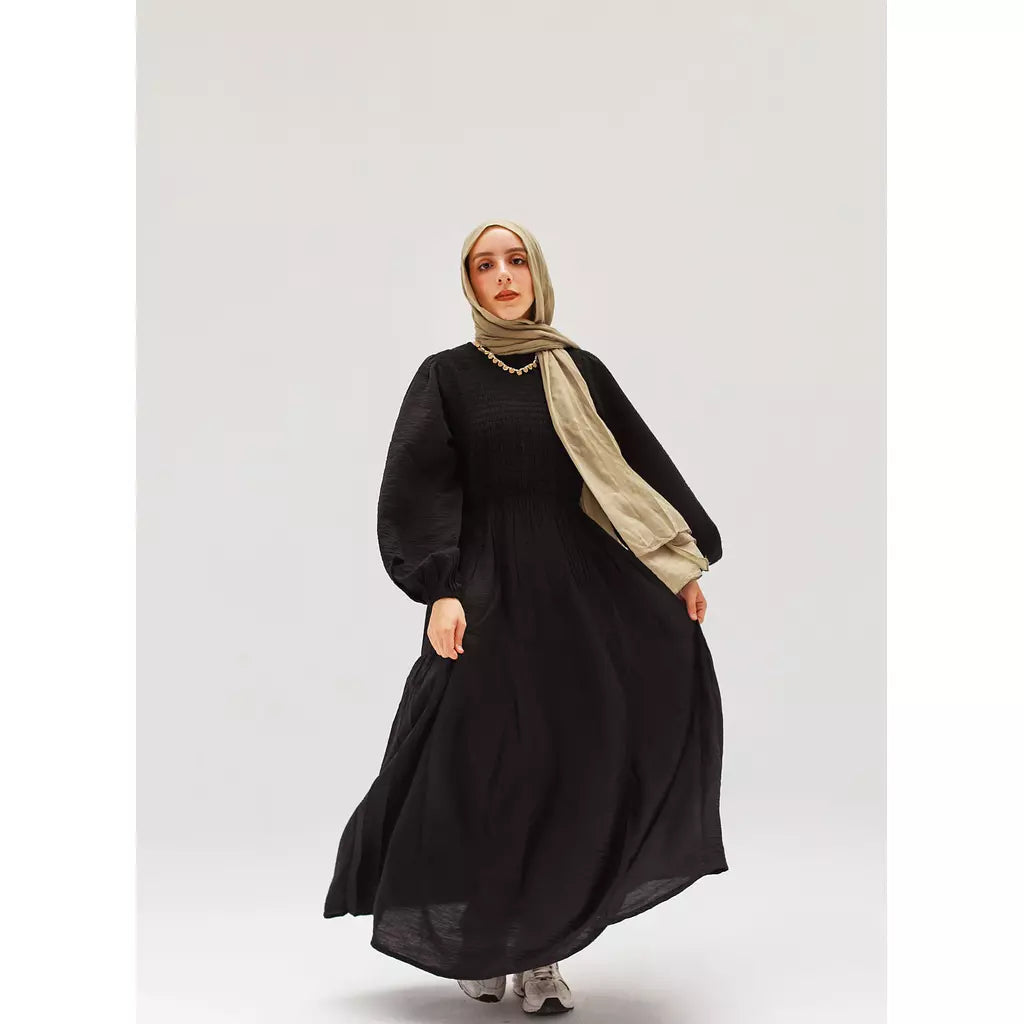 Weekend Wanderer Dress In Black