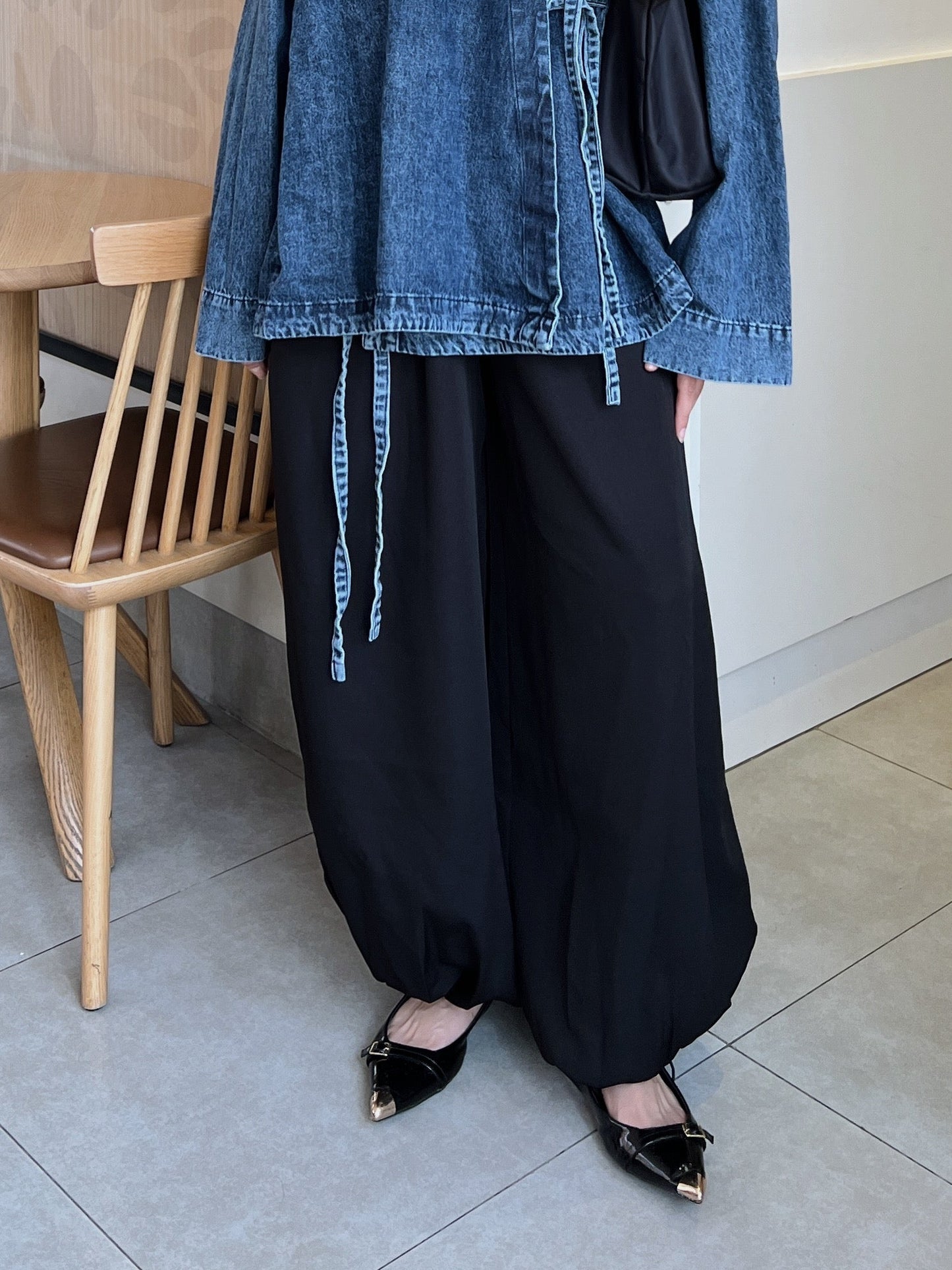 The Aura Balloon Pants In Black