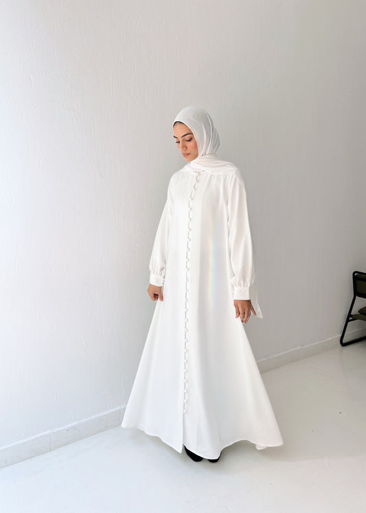 Buttoned Belle Abaya In Off-White