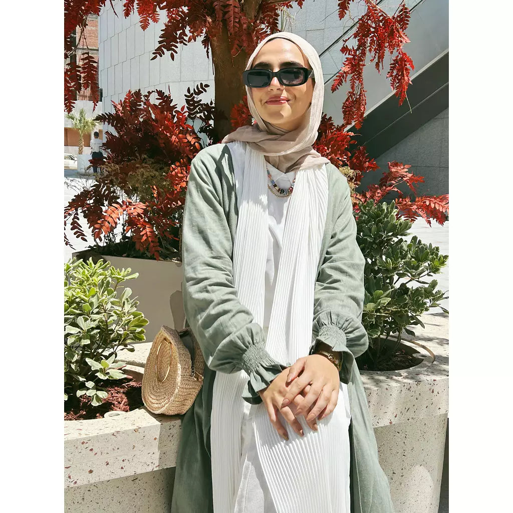 Linen x Chiffon Pleated Collar Kimono in Olive