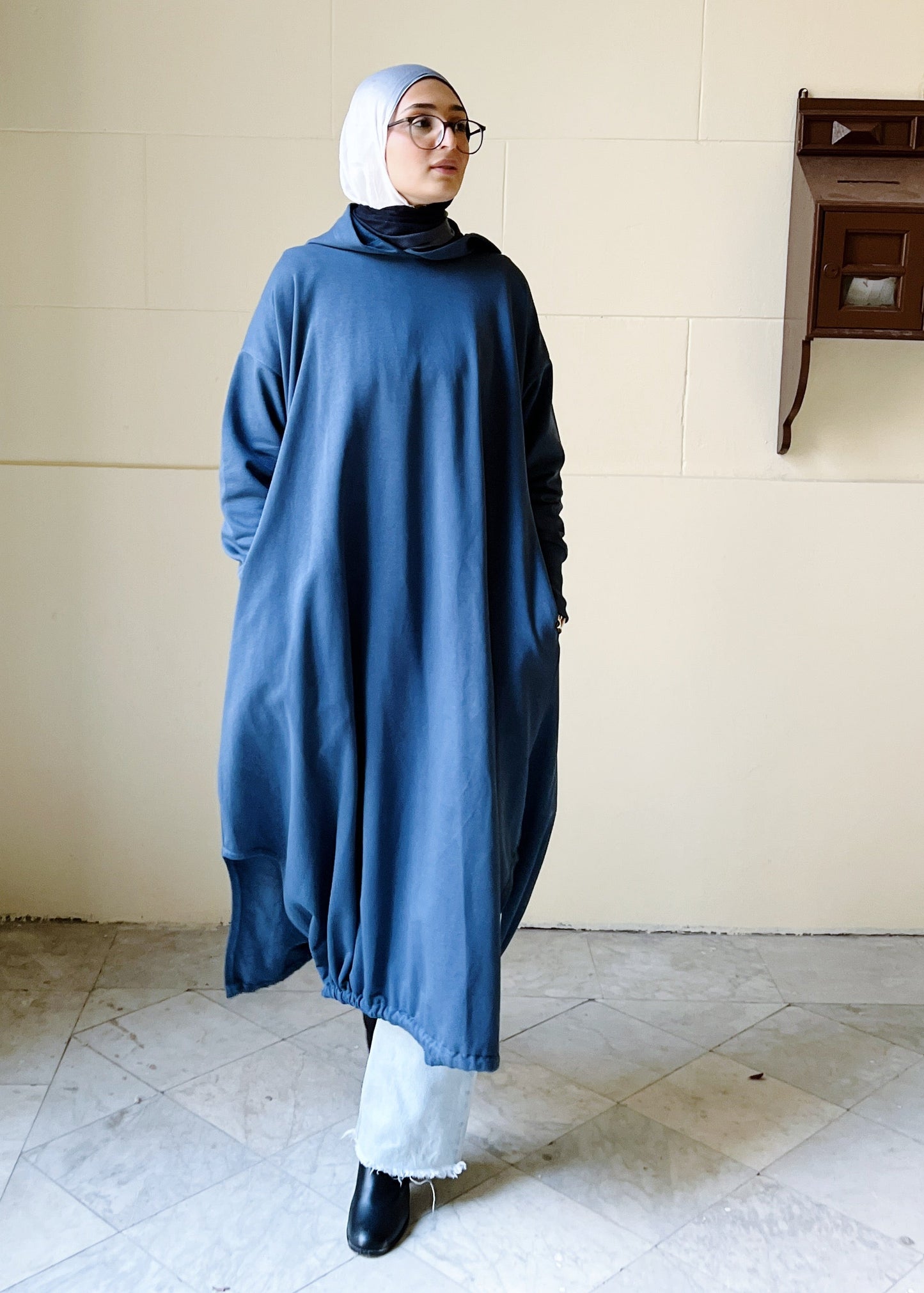 Street Ease Hoodie In Indigo