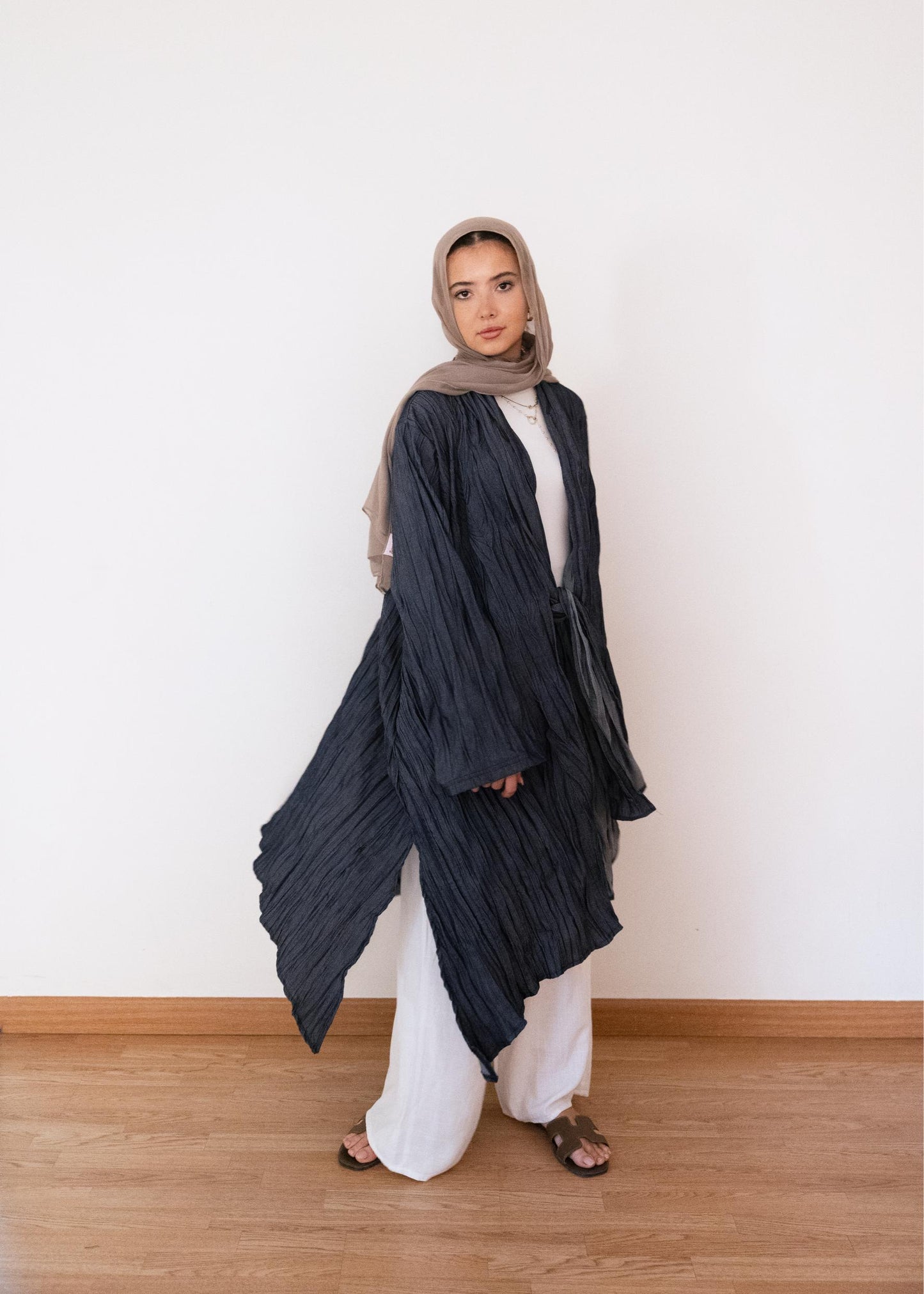 The Textured Denim Cardigan In Blue Denim