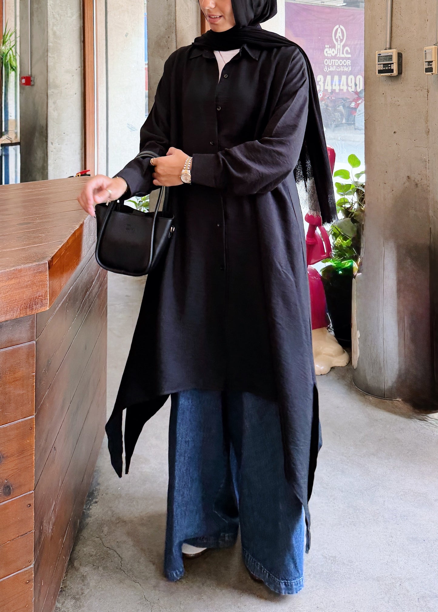 The Ease Top In Black