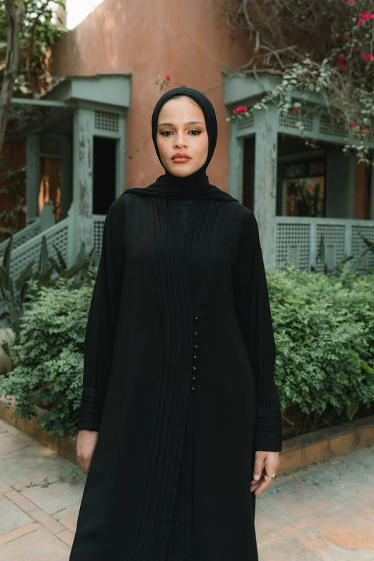 Pleated classic abaya