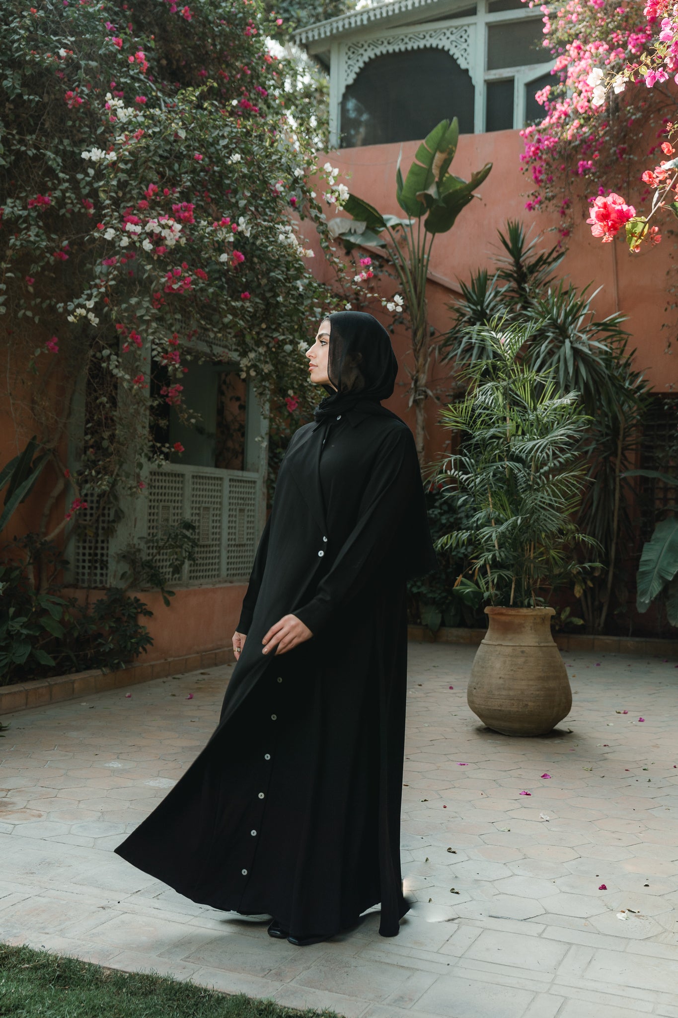 Overlap Abaya