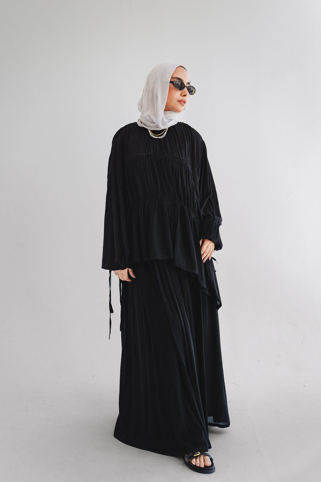 The Drape Flow Set In Black