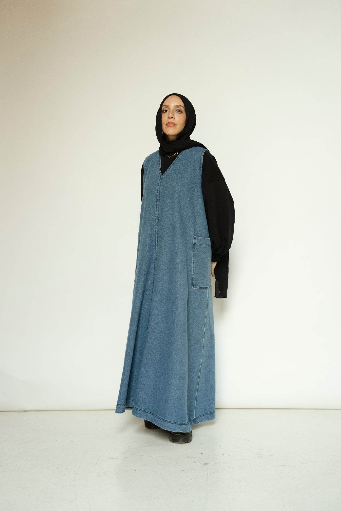 Sleeveless Denim Dress Set (Light Wash)