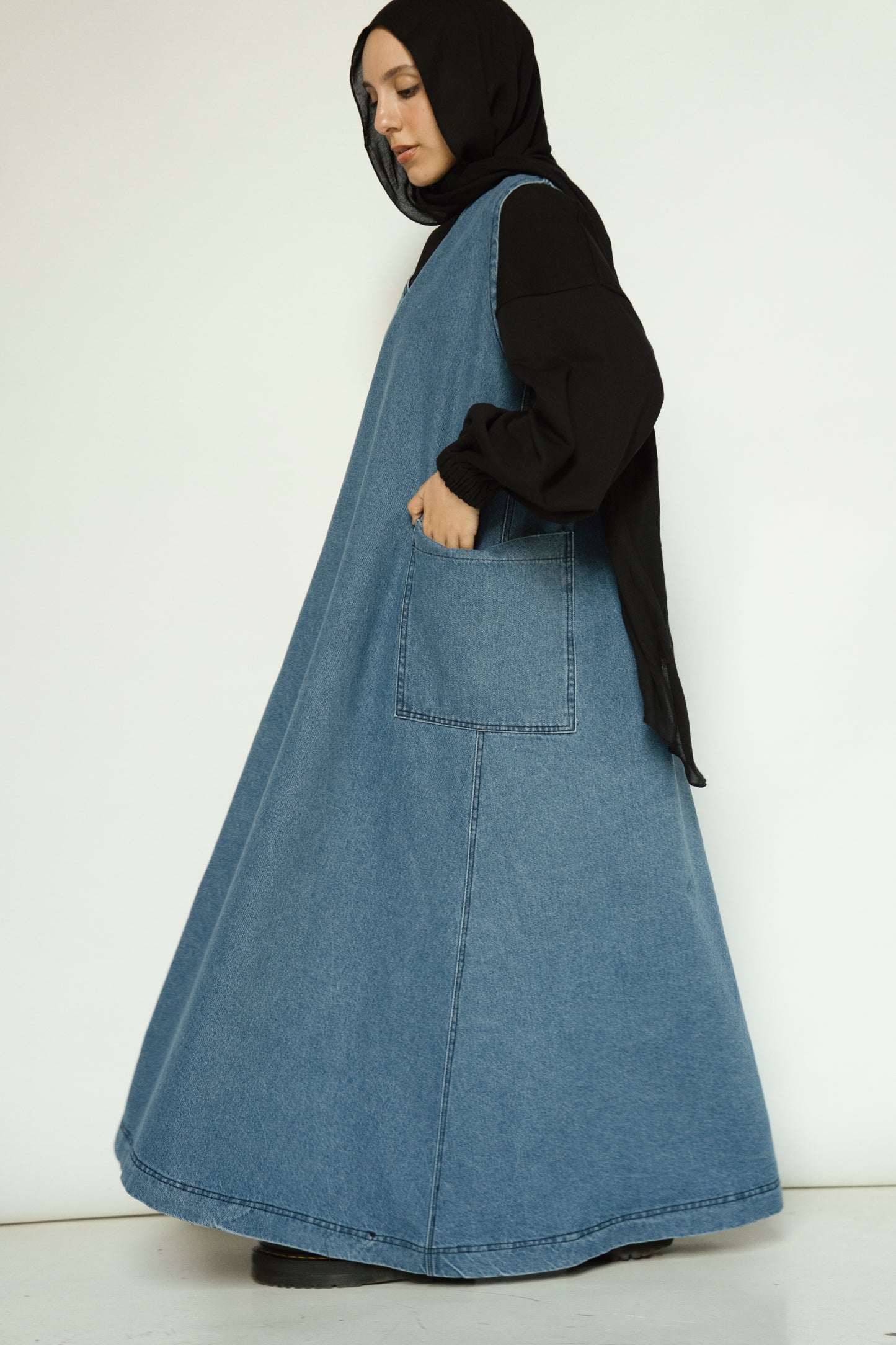 Sleeveless Denim Dress Set (Light Wash)