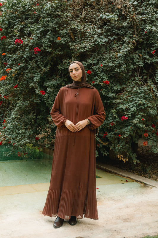 Tie-detail Pleated Dress in Brown
